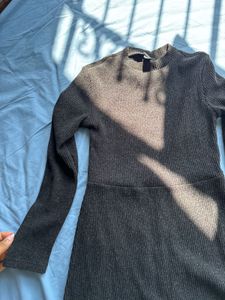 FLASH SALE@250 F21 Black Long Sleeve Dress