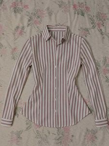 Fitted Striped Button-Up Shirt