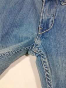 Levis Straight Fit Jeans(Women's)