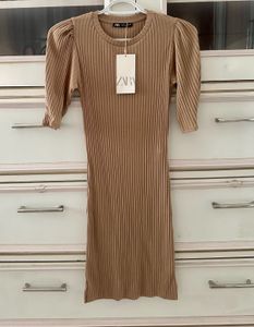 NWT ZARA Puff Sleeves Bodycon Dress