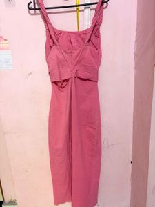 Chic Pink Bodycon Dress with Faux Fur Jacket
