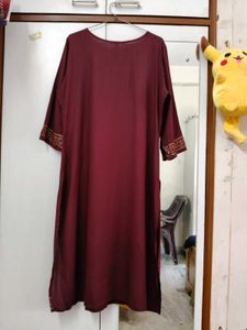 janasya maroon foil print Kurta