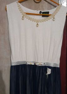 Elegant Maxi Dress with Pearl Neckline