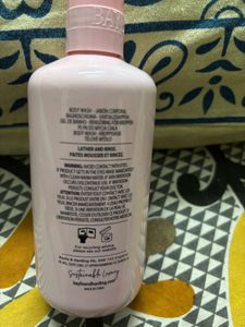 New Jojoba Vanila And Almond Oil Body Wash