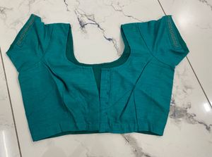 Elegant Teal saare nd blouse with Embellishments