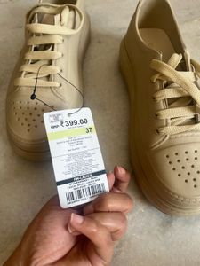 New max Beige Lace-Up Casual Shoes