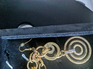 Chic Gold Circle Pendant Necklace &amp; Earrings Set