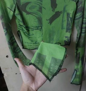Abstract Printed Mesh Top