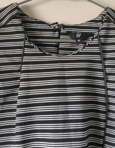FIG : Striped sleeveless dress 😍