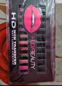 HUDA BEAUTY HD Non Transfer Liquid Lipstick Set