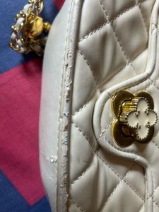 Chic Quilted Cream Crossbody Bag