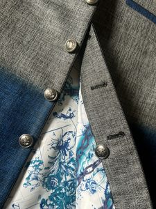 Men brand new waistcoat 44size xxl