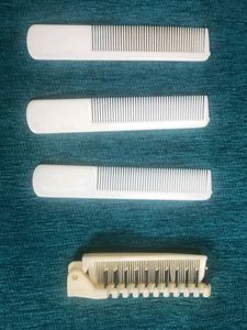 Set of 4 White Combs new