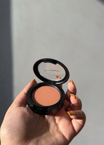 MAC Powder Blush