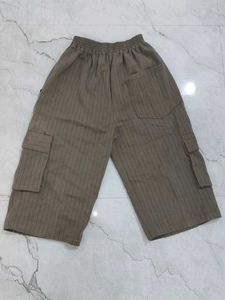 Striped Cargo Cropped Pants  5 pockets