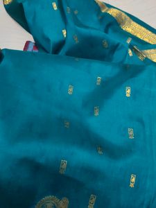 Green Colour Pattu Saree With Blouse
