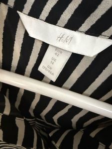 H&amp;M Zebra Print Sleeveless Top