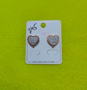 Cartier Brand,Anti Tarnish Heart Shape Ear Studs With Ad Stone