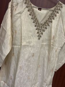 Elegant Cream Embroidered Kurta