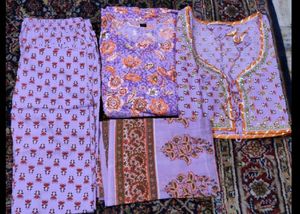 Lavender Printed 4 Piece Set - 38.Bust