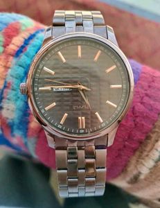 Stylish Rose Gold Tone Watch