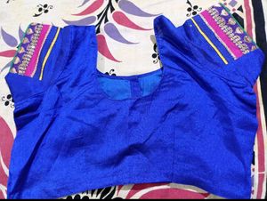 Royal Elegance Net Embroidered Saree with Blouse