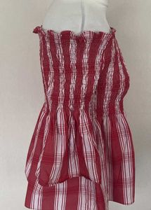 Chic Red &amp; White Striped Smocked Top