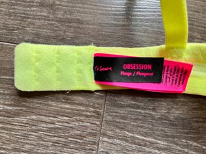La Senza Plunging Bra In Neon Green Colour 34 D