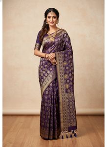Elegant Purple Silk Saree with Intricate Gold Weav