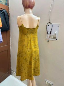 Stylish Yellow Geometric Print Dress