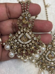 Elegant Pearl & Crystal Necklace Set