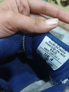 Sport Shoes .size UK 4