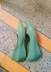 Mint/ Pastel Green Coloured Heel Bellies
