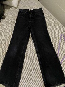 ZARA Black Straight Fit Jeans | High Waist | Size