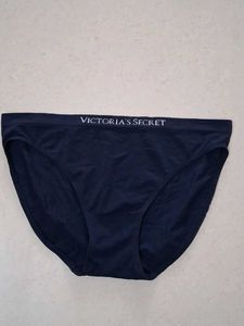 M Victoria's Secret Navy Briefs
