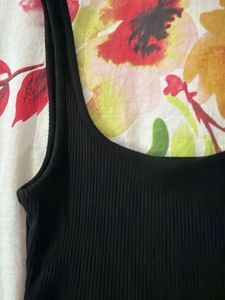 NA-KD Black Ribbed Crop Tank Top