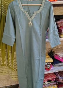 Elegant Blue Embroidered Kurta