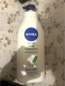 Nivea Aloe Hydration Body Lotion