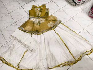 Elegant Floral Kurta Set with Dupatta