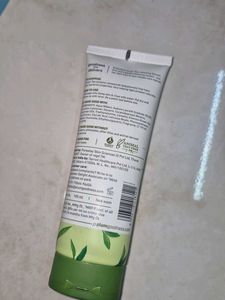 Plum Green Tea Pore Cleansing Face Wash