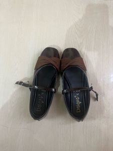 Chic Brown &amp; Black Mary Jane Flats