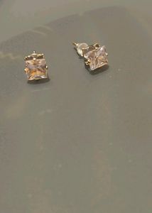 American Diomond Studs 2 Pairs