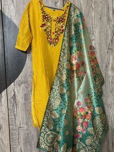 Yellow Kurti With Dupatta