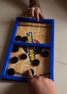 fast  sling  puck basketball game