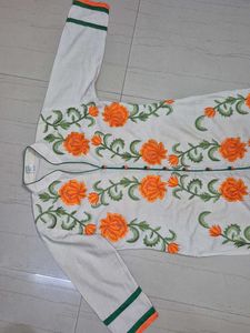 Floral Embroided Pure Kashmiri Kurta