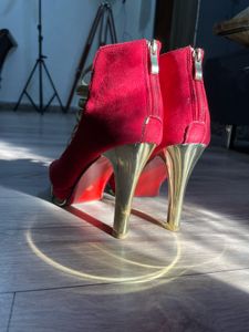 Red Heels