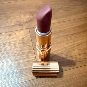 Charlotte Tilbury Lipstick pillow talk medium