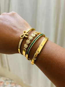 Elegant Emerald Bangle Bracelet
