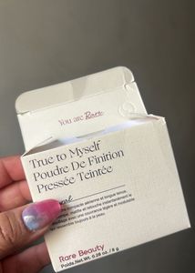 Rare Beauty Finishing Powder