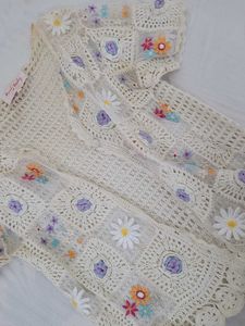 Vintage Crochet Daisy Cardigan